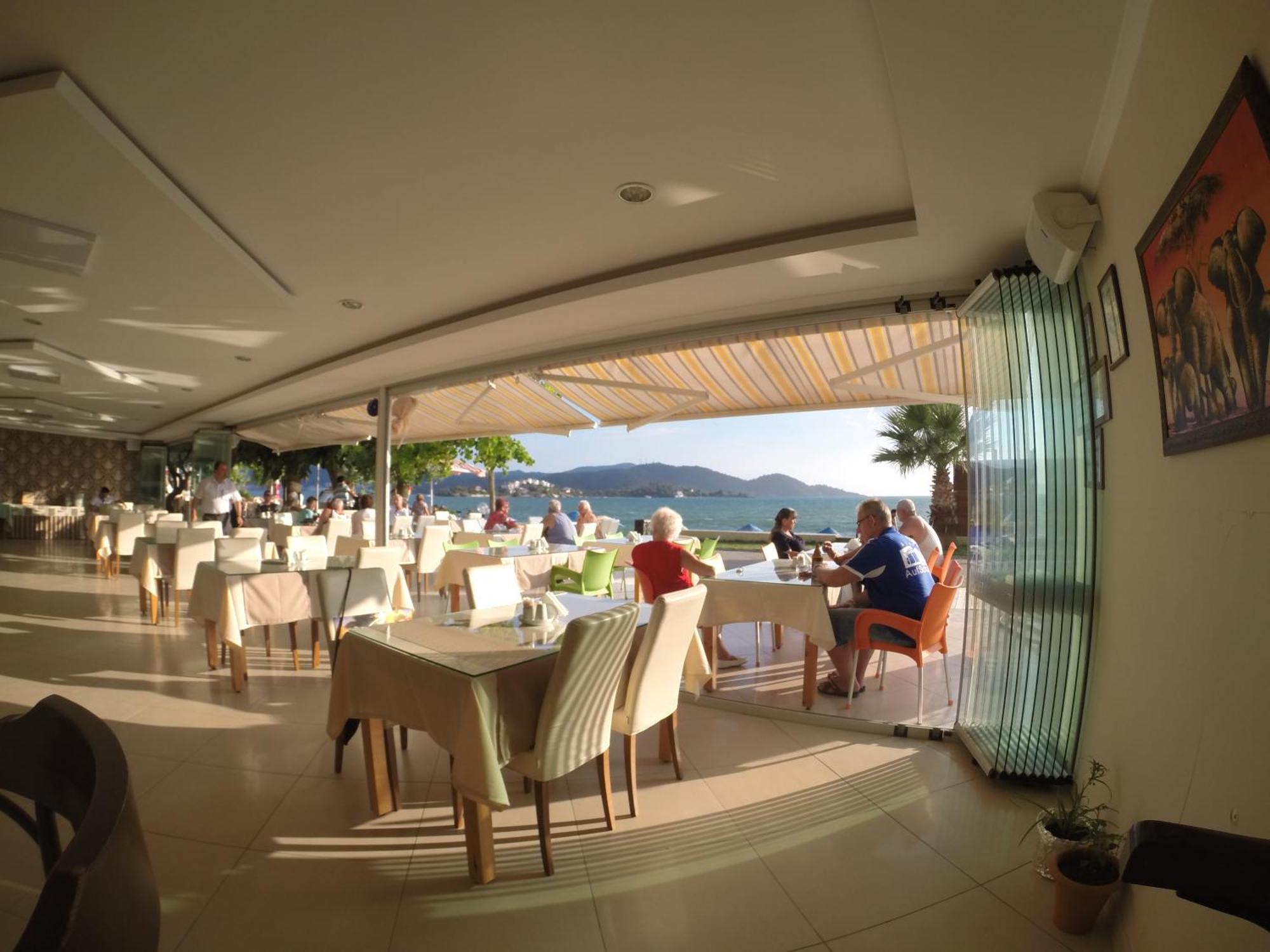 Hotel Berlin Fethiye Exteriör bild