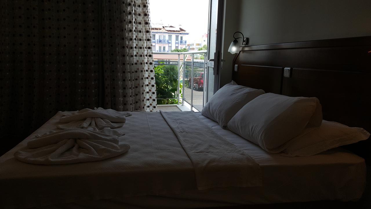 Hotel Berlin Fethiye Exteriör bild